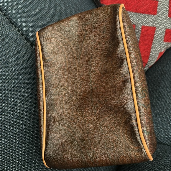 ETRO Milano - Picture 9 of 14